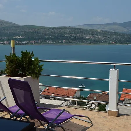 Palace View Trogir Exterior photo